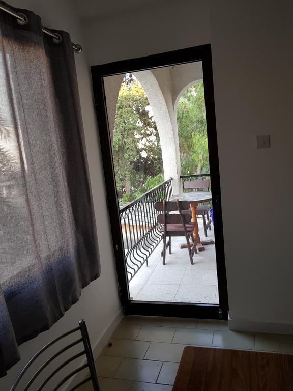 Mylos Court Apartments Limassol Bagian luar foto