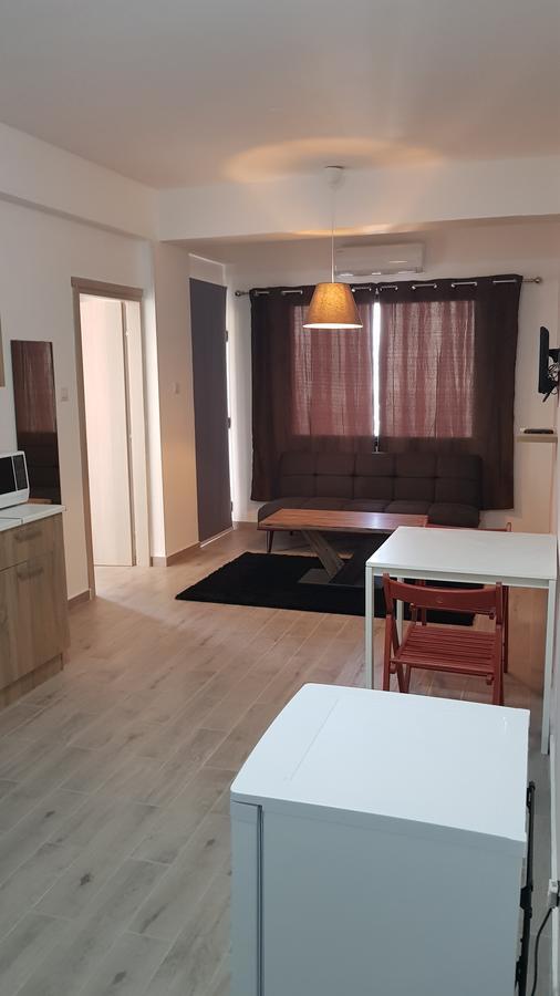Mylos Court Apartments Limassol Bagian luar foto