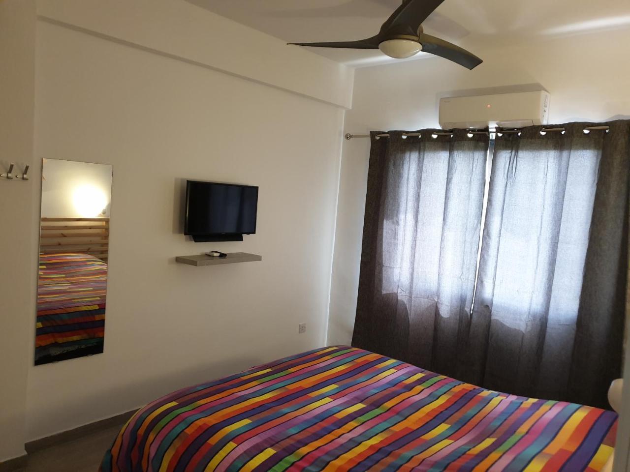 Mylos Court Apartments Limassol Bagian luar foto