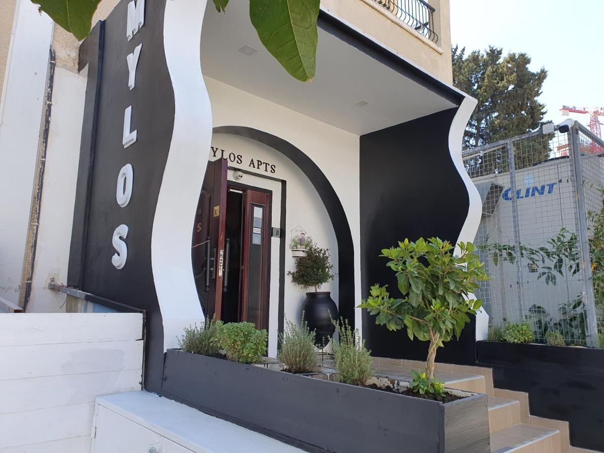Mylos Court Apartments Limassol Bagian luar foto